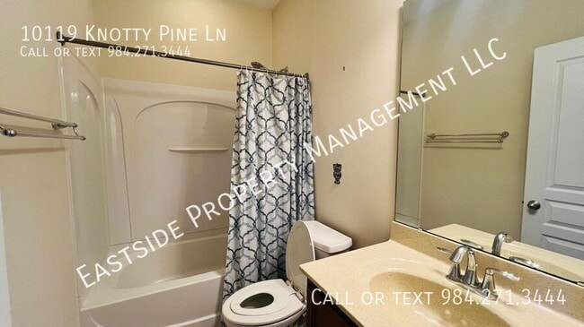 Building Photo - 10119 Knotty Pine Ln
