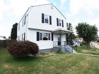 Building Photo - Three bedroom home excellent neighborhood
