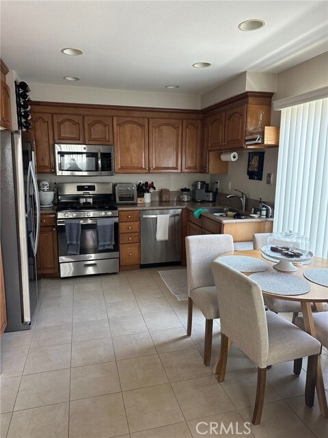 Building Photo - 202 Colton St