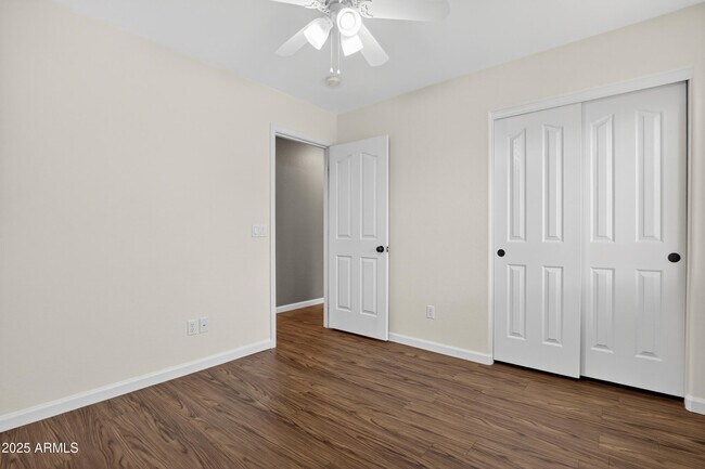 Building Photo - 15481 W Mauna Loa Ln