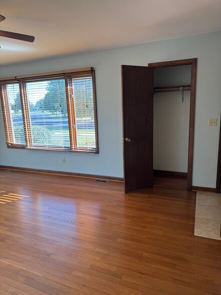 Building Photo - 718 Sojourn Rd