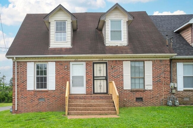 Primary Photo - 1517 Meadow Bend Dr