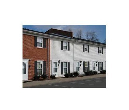 Building Photo - Hampton Court Apartments I & II