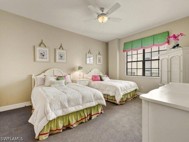 Building Photo - 10731 Mirasol Dr