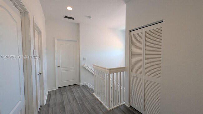 Building Photo - 2151 NE 37th Terrace