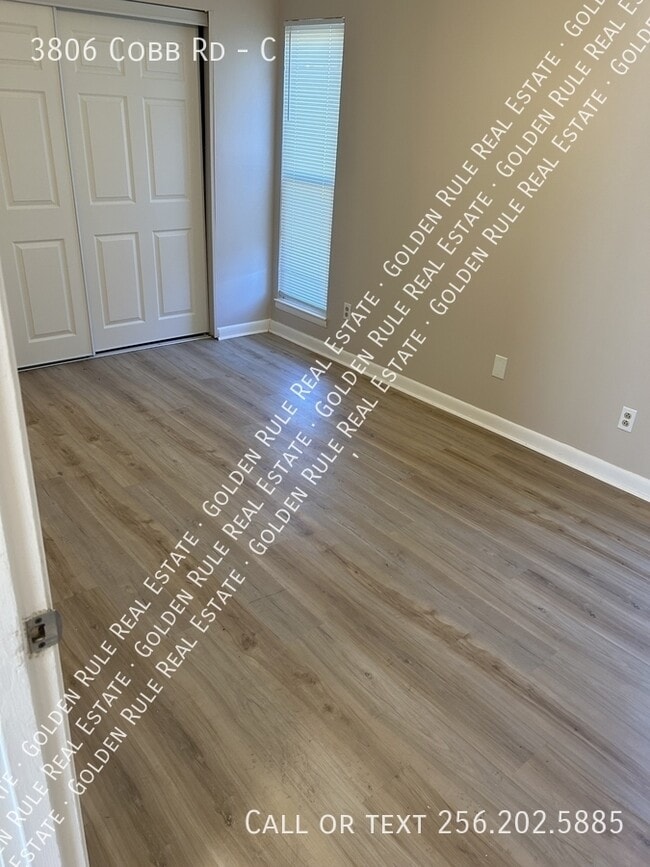 Building Photo - 3806 Cobb Rd