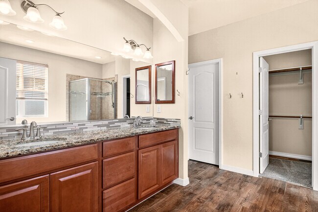 Building Photo - 5279 Mount Cutler Ct