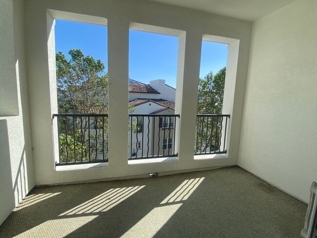 Building Photo - Dublin Ranch Village 2 bd / 2.5 bath