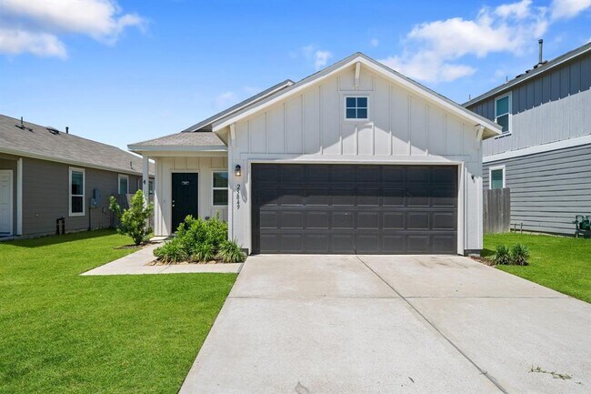 Primary Photo - 25849 Hedgerow Dr