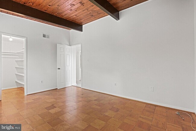 Building Photo - 7857 Enola St