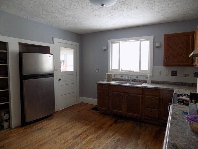 Building Photo - 1214 S Eaton St