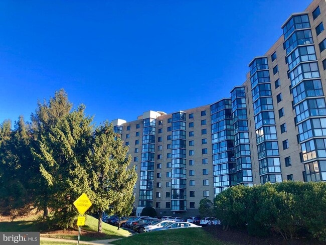 Primary Photo - 3310 N Leisure World Blvd