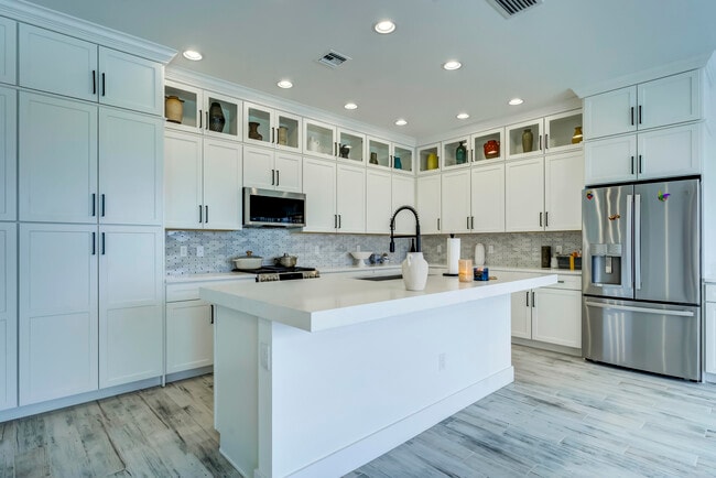 Building Photo - 16234 Sea Turtle Pl