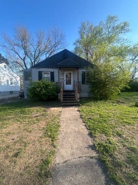 Building Photo - 5538 Avon Pl
