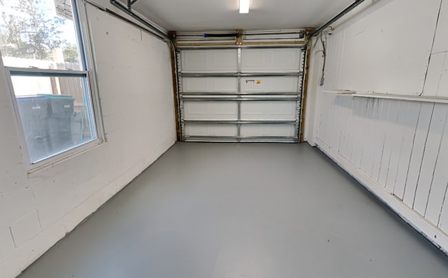 Building Photo - 142 Lynbrook Dr