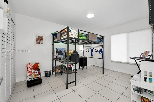 Building Photo - 8250 NW 191st St