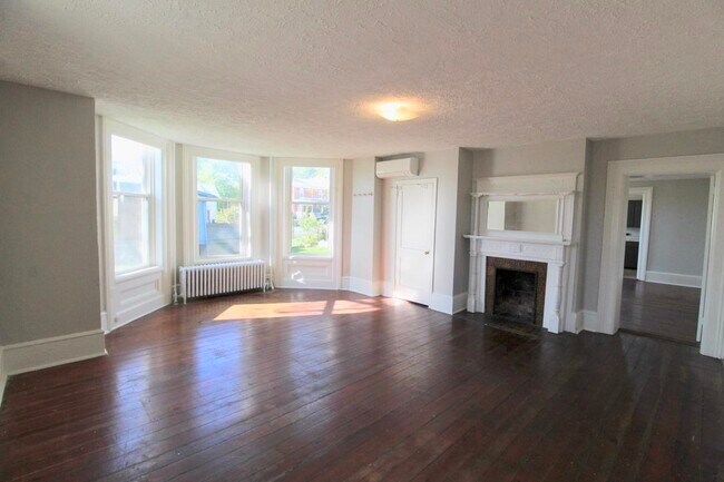 Building Photo - 317 Park Ave