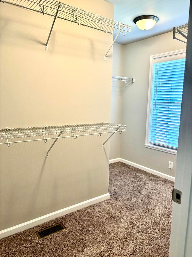 Building Photo - 312 Hannah Todd Pl