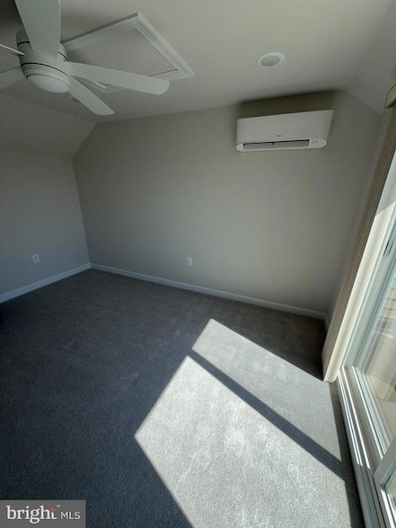 Building Photo - 7231 Mountaineer Dr