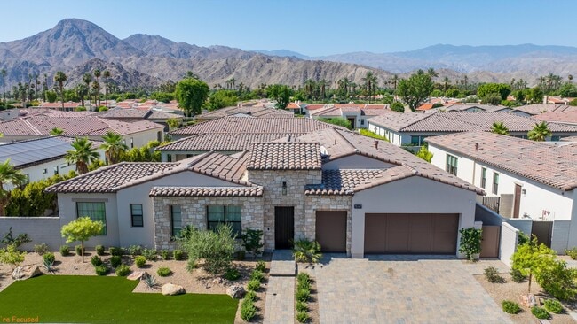 Building Photo - 75147 Palisades Pl