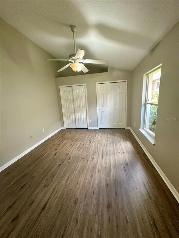 Building Photo - 10446 Stone Glen Dr