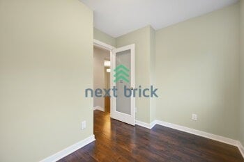 Building Photo - 4 BED & 3.5 BATH Townhouse FOR RENT