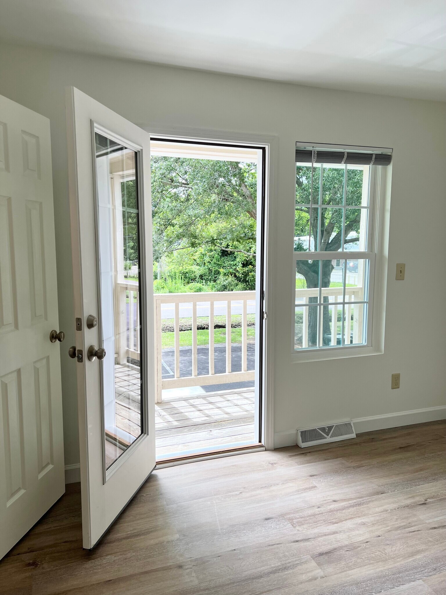 Upper-Front Bedroom - 274 Fleming Rd