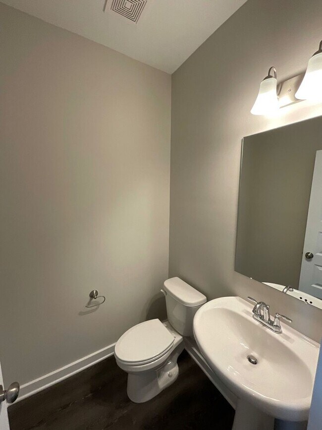 Building Photo - Home for Rent in Clanton, AL! Available to View Now!!!