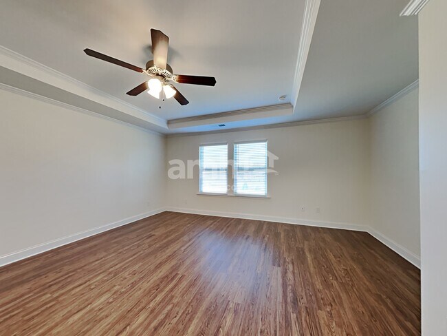 Building Photo - 111 Samara Ln