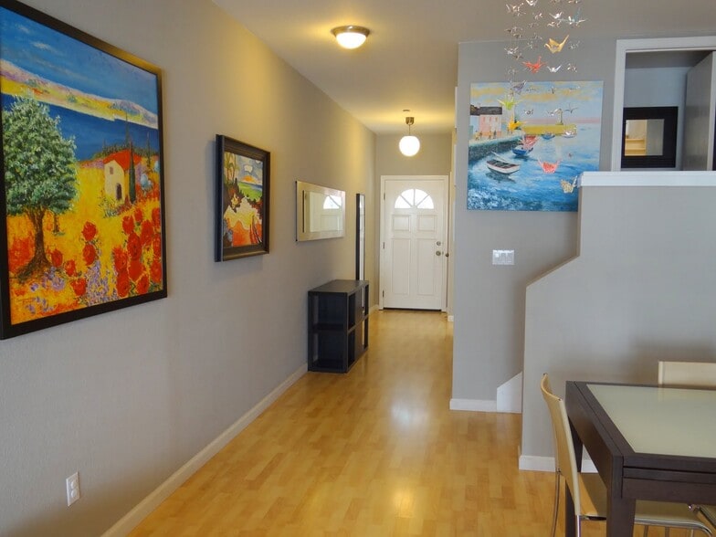 Building Photo - 964 Belmont Ter