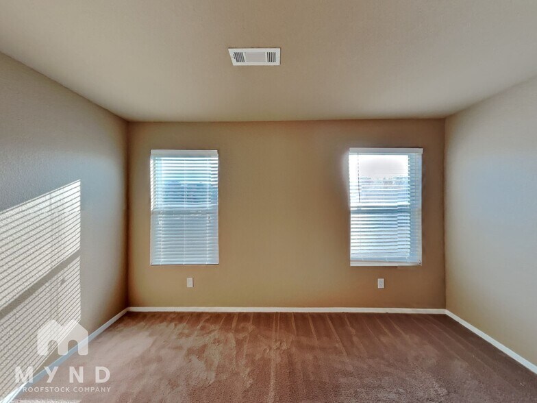 Building Photo - 7009 Pearl Vly Cv