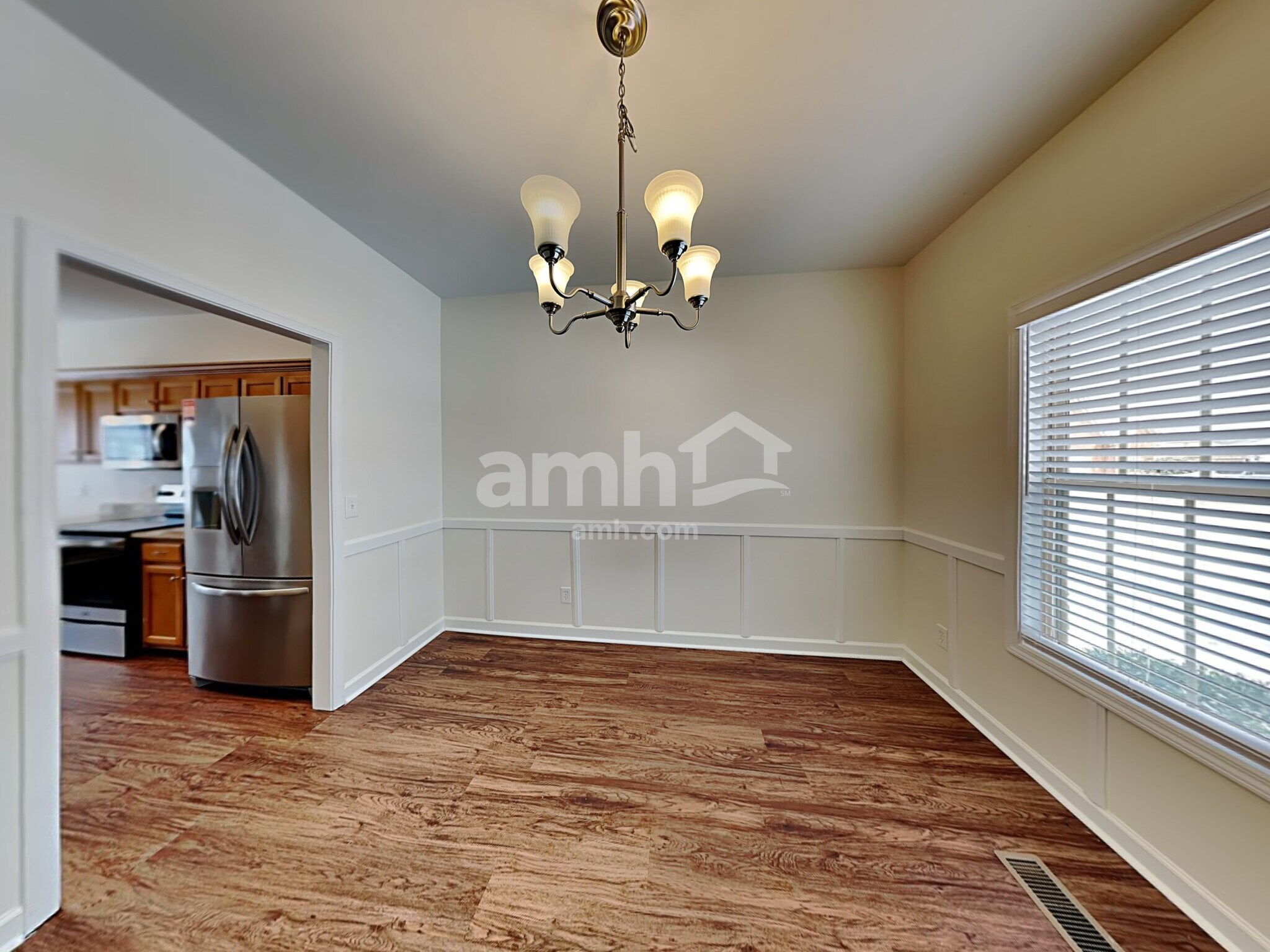 Building Photo - 410 Nathan St