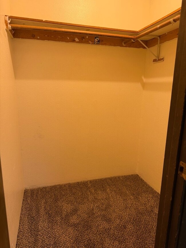 Building Photo - 2-bedroom duplex