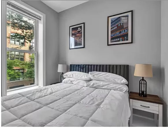 Building Photo - 448 N Aberdeen St