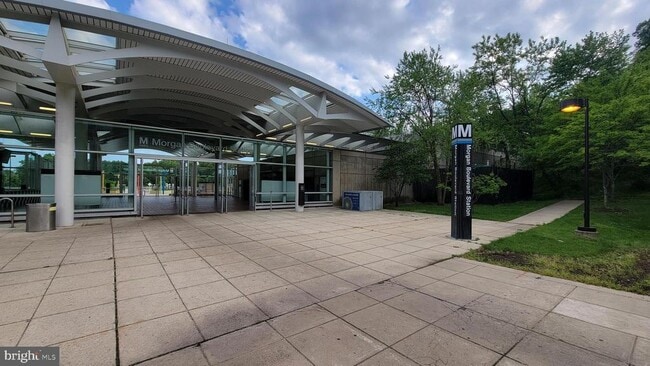 Building Photo - 8315 Gibbs Way