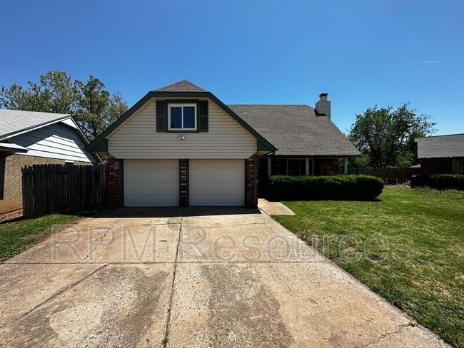 Building Photo - 1000 Juno Cir