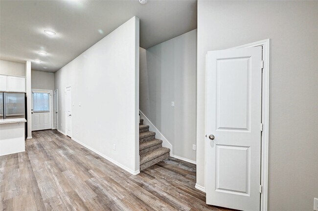 Building Photo - 10196 Barberry St