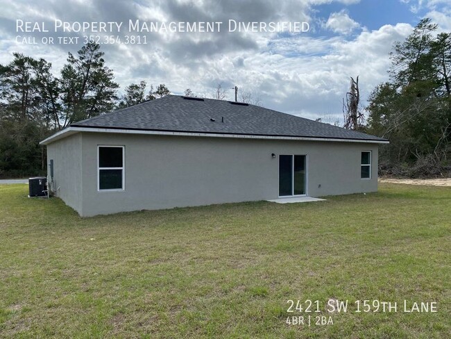 Building Photo - Desirable SW Ocala Neighborhood 4/2/2 **WO...