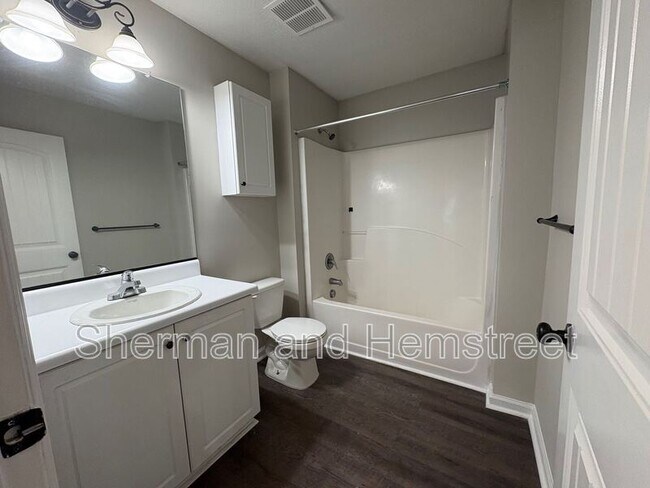 Building Photo - 3101 London Ct SW