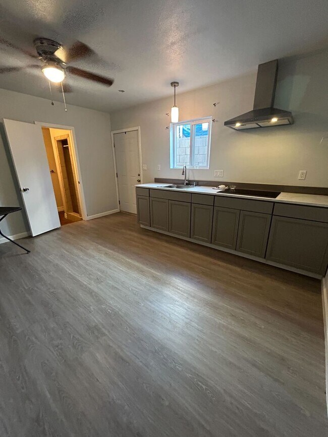 Building Photo - Spacious Home for Rent
