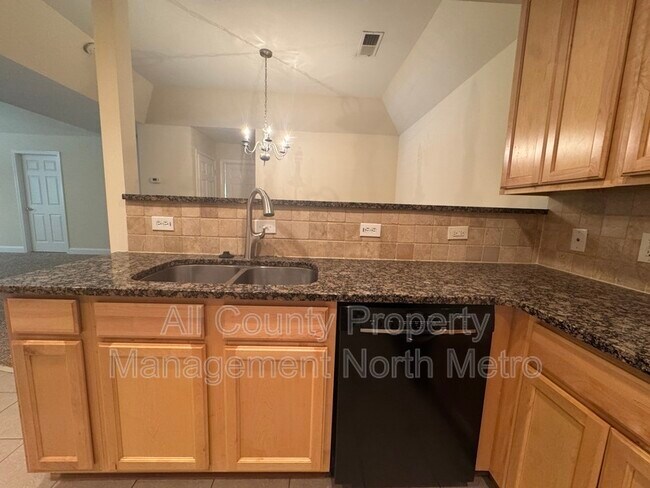 Building Photo - 2325 Chimney Cottage Cir NE