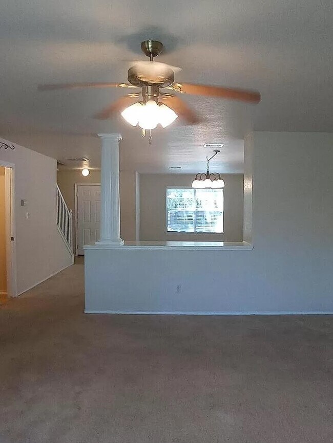 Building Photo - 11231 Sierra Trl