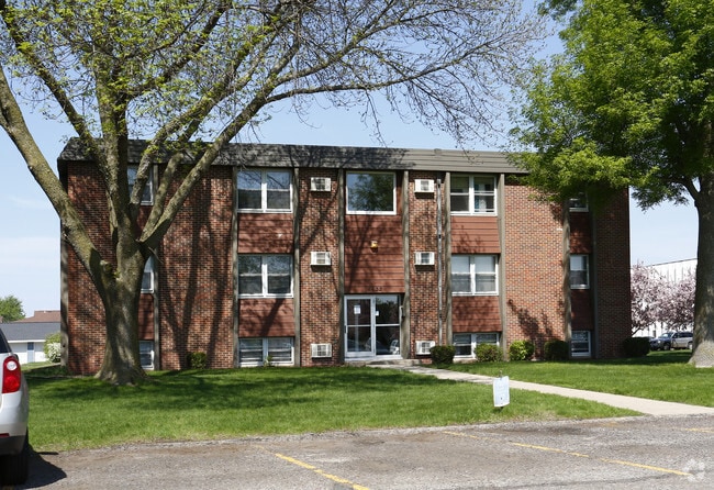 Building Photo - The Colony Apartments