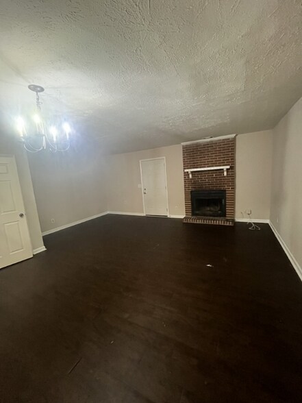 Building Photo - 3709 Church St