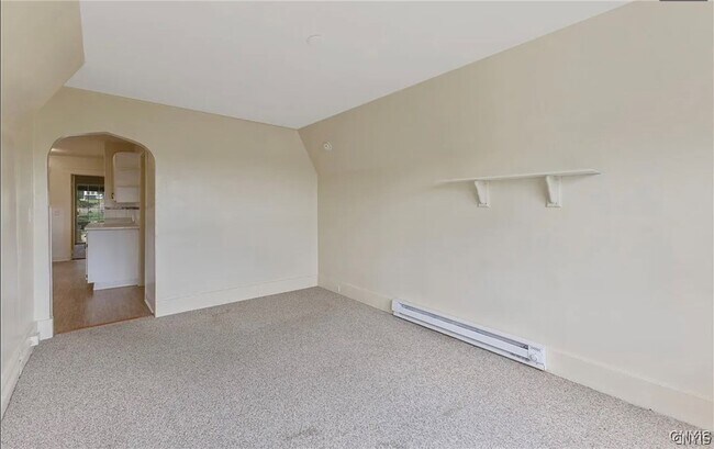 Building Photo - 1607 Burnet Ave