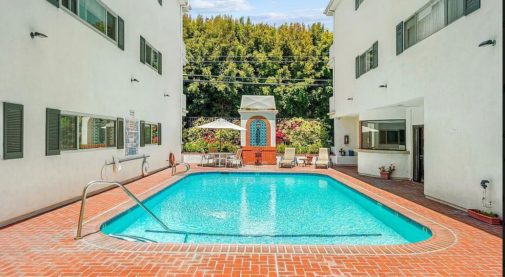 Heated Pool - 521 Montana Ave