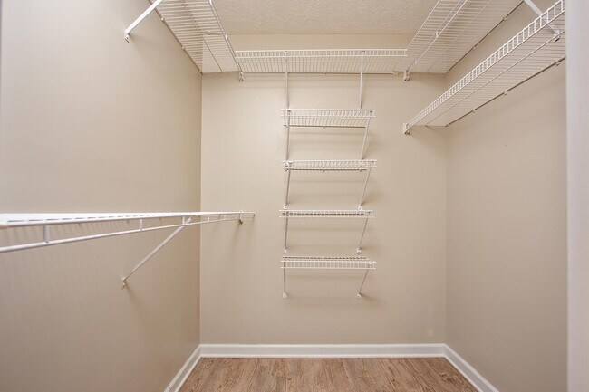 Building Photo - 3 Bed/2 Bath NEST in Beaver Run