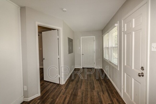 Building Photo - 4924 17th St