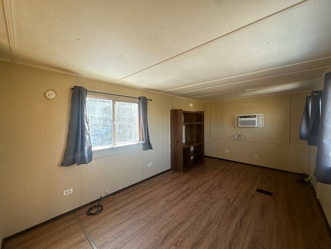 Building Photo - 7 Rd 2885