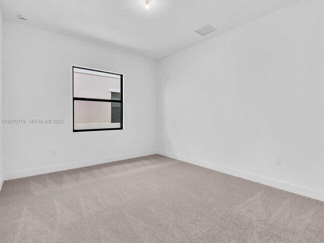 Building Photo - 10032 Stockrun Dr